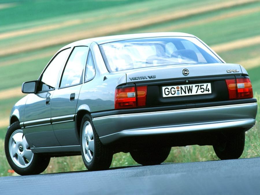  Opel Vectra V6 1993 года  (фото 12 из 17)